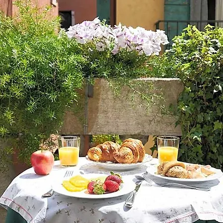 Campiello Zen Bed & Breakfast 4*